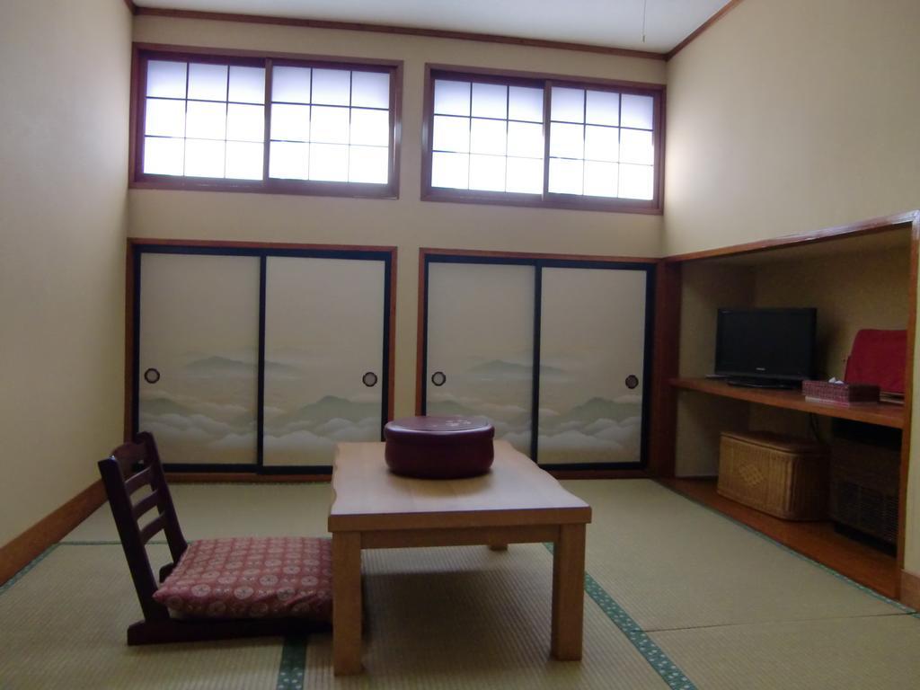Kikusuisou Annex Hotel Кусацу Стая снимка